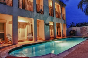 Townhome Sleeps 134 BdrmPriv.Pool2 min to beach